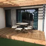 Duplex Independant Avec Acces Piscine *