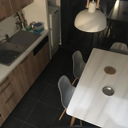 Duplex Independant Avec Acces Piscine
