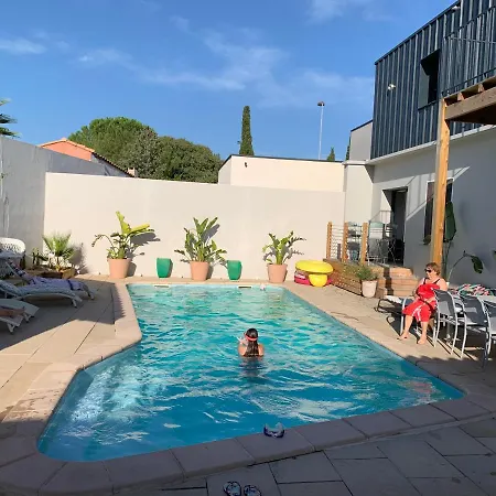 Duplex Independant Avec Acces Piscine * 旺达尔格