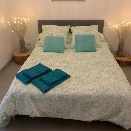 Duplex Independant Avec Acces Piscine * 旺达尔格