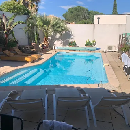 Duplex Independant Avec Acces Piscine