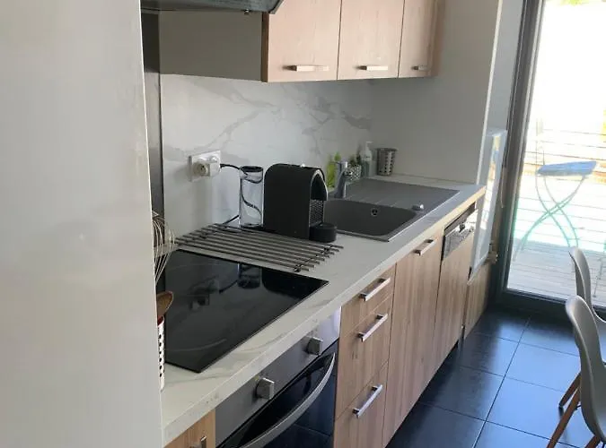 Apartment Duplex Independant Avec Acces Piscine *